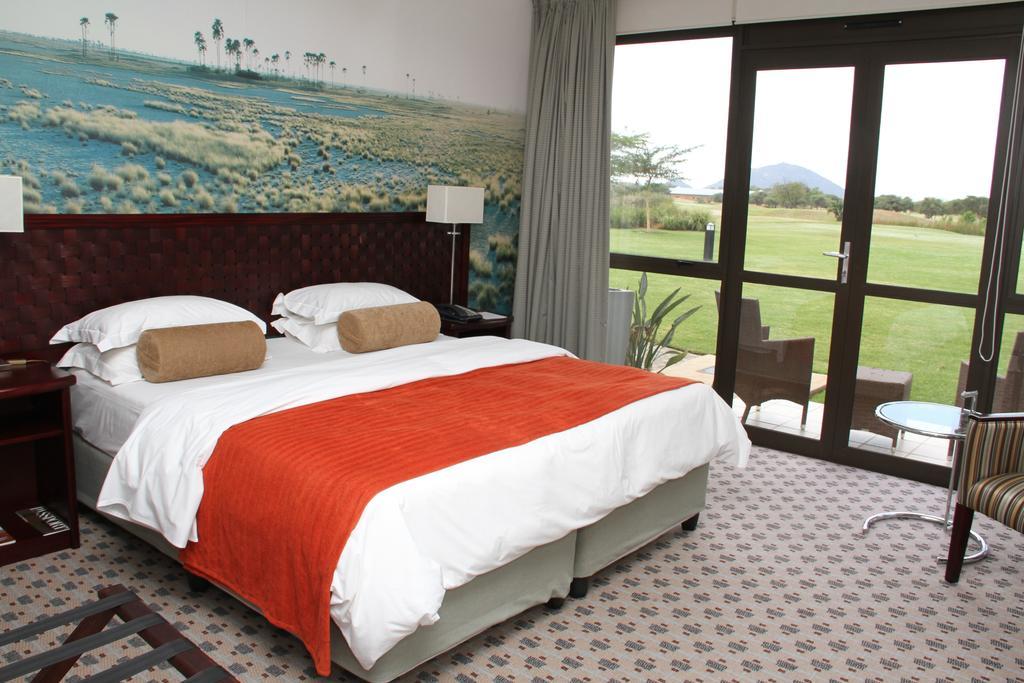 Phakalane Golf Estate Hotel Resort Gaborone Habitación foto